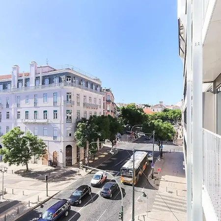 Modern Parliament By Homing Apartment Lisbon
